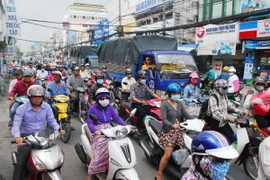 Giao thông ùn tắc nghiên trọng tại Thành phố Hồ Chí Minh. (Ảnh: Mạnh Linh/TTXVN)