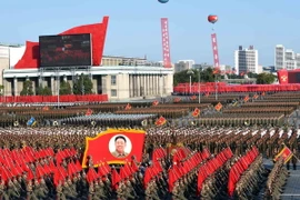 Toàn cảnh lễ duyệt binh trên Quảng trường Kim Nhật Thành ở Bình Nhưỡng ngày 10/10. (Nguồn: THX/TTXVN)