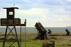 Hệ thống phòng thủ tên lửa Patriot tại sân bay quân sự Diyarbakir ở Đông Nam Thổ Nhĩ Kỳ. (Nguồn: AFP/TTXVN)