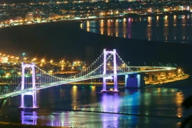 Một góc Đà Nẵng về đêm. (Ảnh: Trần Lê Lâm/TTXVN)