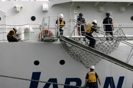 Tàu của Lực lượng bảo vệ bờ biển Nhật Bản. (Nguồn: EPA/TTXVN)