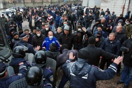 Nga: Dùng vũ lực sẽ hủy hoại cuộc đàm phán tại Geneva