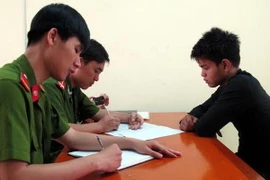 Tóm gọn đối tượng giết hai người để lấy tiền chơi điện tử