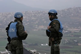 Israel lại nã đạn vào lính mũ nồi xanh, Liên hợp quốc lên án hành vi vô nhân đạo