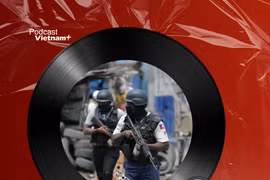 Tin nóng 3/4: Nhà tù ở Haiti bị tấn công, hàng nghìn tù nhân đào tẩu