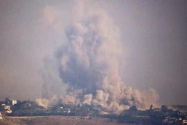 30 làng mạc và thị trấn bị Israel oanh kích, Hezbollah 'trút giận' xuống Haifa