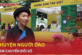 Chuyện người Dao làm chuyển đổi số