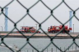 Xe cứu hỏa được điều tới nhà máy Penly (Nguồn: Reuters)