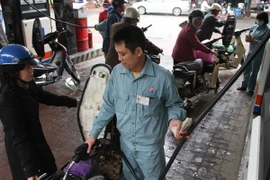Bộ Tài chính: Giữ nguyên thuế xăng, dầu dành dư địa điều hành giá 