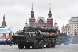 Hệ thống tên lửa phòng không S-400 của Nga. (Nguồn: AFP/TTXVN)
