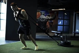 Đây là phòng tập thể hình đầu tiên ở Hà Nội áp dụng những bài tập kỳ lạ, và độc đáo như vậy. (Ảnh: Minh Sơn/Vietnam+)