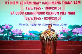 Phát biểu tại buổi lễ, ông Phạm Quang Nghị - Bí thư Thành ủy Hà Nội đã khẳng định: Thắng lợi của Cách mạng Tháng 8 (1945) đã mở ra kỷ nguyên độc lập tự do của dân tộc, mở ra thời đại Hồ Chí Minh lịch sử. (Ảnh: PV/Vietnam+)