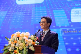 Phó Thủ tướng Vũ Đức Đam phát biểu tại lễ khai mạc. (Ảnh: PV)