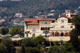 Les Cedres, tòa dinh thự này nằm gần Nice, trên khu bán đảo Saint-Jean-Cap-Ferrat. (Nguồn: AFP)