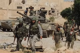 Lực lượng binh sỹ Syria ở thành phố cổ Palmyra. (Nguồn: farsnews)