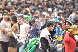 Tưng bừng lễ hội Sangkran nhân Tết cổ truyền của người dân Campuchia