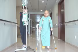 Vinmec thực hiện ca thay khớp tăng trưởng đầu tiên tại Việt Nam