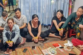 Cần Thơ: Bắt quả tang 15 đối tượng đánh bạc bằng hình thức lắc tài xỉu