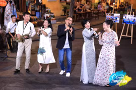 Có hẹn cùng thanh xuân - Chuyến tàu ngược thời gian cho người cao tuổi