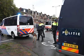 Nghị viện Hà Lan phải sơ tán khẩn cấp sau cảnh báo có bom