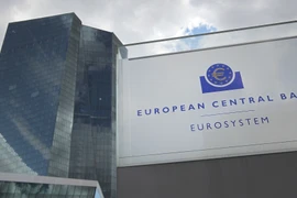 ECB tăng lãi suất lần thứ 10 liên tiếp, lên mức cao kỷ lục