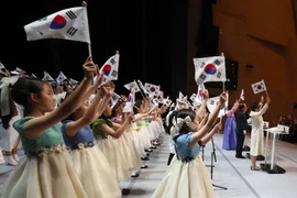 Hàn Quốc tăng cường chăm sóc trẻ em trong các gia đình đa văn hóa