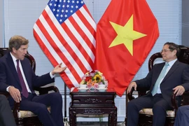 Thủ tướng tiếp Đặc phái viên Tổng thống Hoa Kỳ về Khí hậu John Kerry