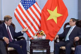 Thủ tướng tiếp Đặc phái viên Tổng thống Hoa Kỳ về Khí hậu John Kerry