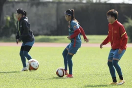 SEA Games 32: Đội tuyển nữ Việt Nam tập buổi đầu tiên tại Campuchia