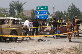 Pakistan: Nổ bom nhằm vào xe tuần tra, 5 cảnh sát thiệt mạng