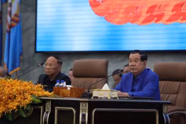 Đảng Nhân dân Campuchia thông qua nhiều quyết sách quan trọng