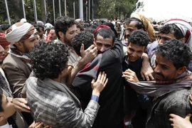 Các bên đối địch tại Yemen sẵn sàng nối lại đàm phán trao đổi tù binh