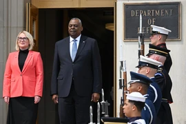 Bộ trưởng Quốc phòng Séc bảo vệ thỏa thuận hợp tác quốc phòng với Mỹ