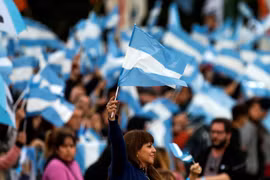 Hàng triệu cử tri Argentina sẵn sàng cho cuộc bầu cử tổng thống sơ bộ