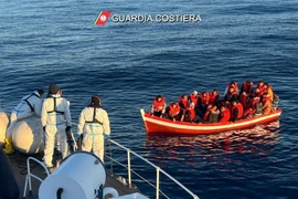 Số người vượt biên qua Trung Địa Trung Hải đến EU tăng kỷ lục