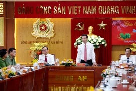 Thường trực Ban Bí thư thăm, chúc Tết các lực lượng Công an TP.HCM