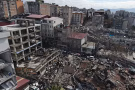 Mức độ tàn phá khủng khiếp của trận động đất tại Thổ Nhĩ Kỳ và Syria