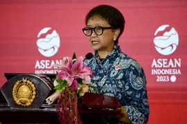 Các Bộ trưởng Ngoại giao ASEAN và đối tác thảo luận nhiều vấn đề nóng