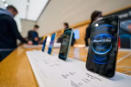 Đức xem xét ngừng cho phép Apple bán iPhone 12 tại nước này