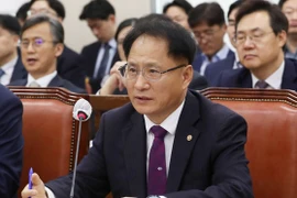 Hàn Quốc điều tra vụ con quan chức được tuyển vào UB Bầu cử quốc gia