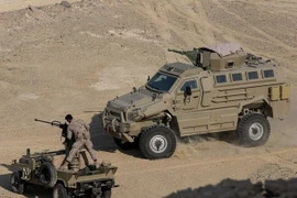 Lực lượng An ninh Iran tham gia cuộc diễn tập chống khủng bố tại miền Tây Iran. (Ảnh: IRNA/TTXVN)