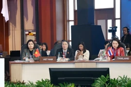 Phó Chủ tịch Quốc hội Nguyễn Đức Hải dẫn đầu Đoàn Việt Nam tham dự phiên thảo luận ngày 24/11. (Ảnh: Lê Dương/TTXVN)