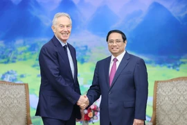 Thủ tướng Phạm Minh Chính tiếp cựu Thủ tướng Anh Tony Blair