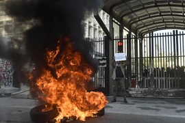 Biểu tình lan rộng tại Liban do đồng nội tệ mất giá kỷ lục