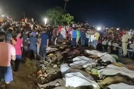 Vụ tai nạn đường sắt thảm khốc ở Ấn Độ: Gần 290 người thiệt mạng