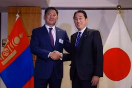 Thủ tướng Nhật Bản Fumio Kishida và Tổng thống Mông Cổ Ukhnaa Khurelsukh gặp mặt bên lề Tuần lễ cấp cao Đại hội đồng Liên hợp quốc. (Nguồn: Bộ Ngoại giao Nhật Bản)