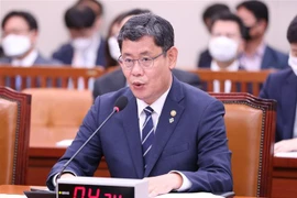 Bộ trưởng Thống nhất Hàn Quốc Kim Yeon-chul phát biểu tại cuộc họp báo ở Seoul ngày 16/6. (Ảnh: Yonhap/TTXVN)