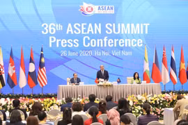 Thủ tướng Nguyễn Xuân Phúc, Chủ tịch ASEAN 2020 phát biểu. (Ảnh: TTXVN)