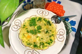 [Photo] Súp cua hạt quinoa: Món ăn giàu dưỡng chất và lạ miệng