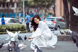 [Photo] Hoa hậu Khánh Vân quảng bá vẻ đẹp của Sài Gòn
